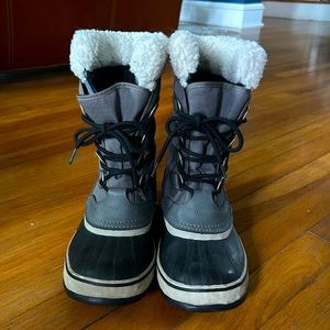 Sorel Winter Carnival boot in 7.0